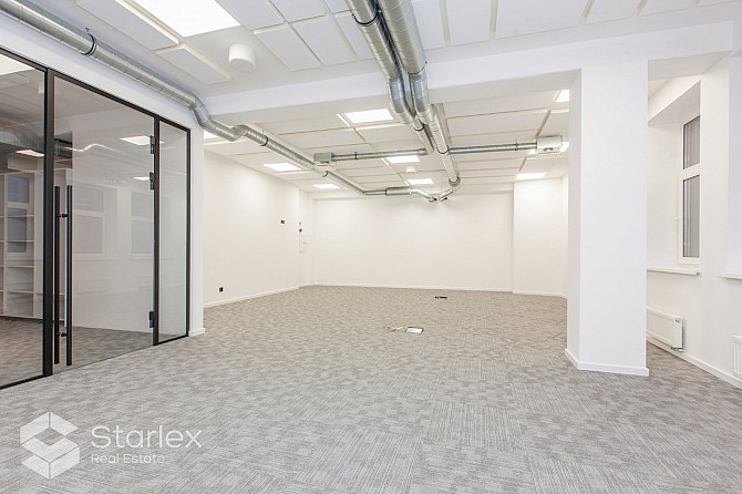 Gaumīgs birojs ar gleznainu skatu uz Daugavu. Kopējā platība 341 m2.Birojs izvietots ēkas Rīga - foto 15