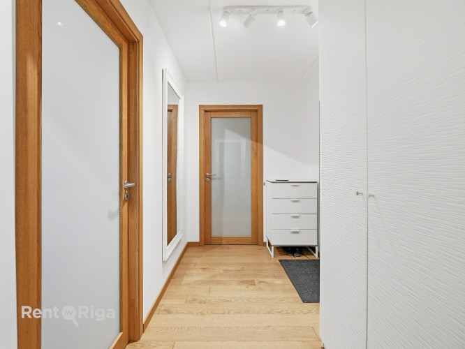 Aicinu iepazīt īpaši gaišu un mājīgu 2 istabu dzīvokli Siguldā, kur katra detaļa ir Sigulda - foto 5