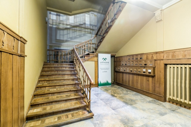 Iznomā biroja telpas aktīvajā Rīgas centrā prestižā jūgendstila ēkā (1912. gads, Eižens Rīga - foto 9