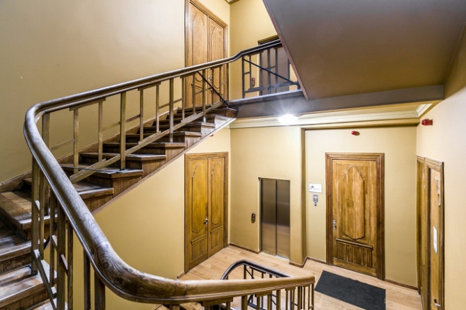 Iznomā biroja telpas aktīvajā Rīgas centrā prestižā jūgendstila ēkā (1912. gads, Eižens Rīga - foto 8