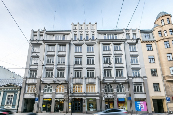 Iznomā biroja telpas aktīvajā Rīgas centrā prestižā jūgendstila ēkā (1912. gads, Eižens Rīga - foto 1