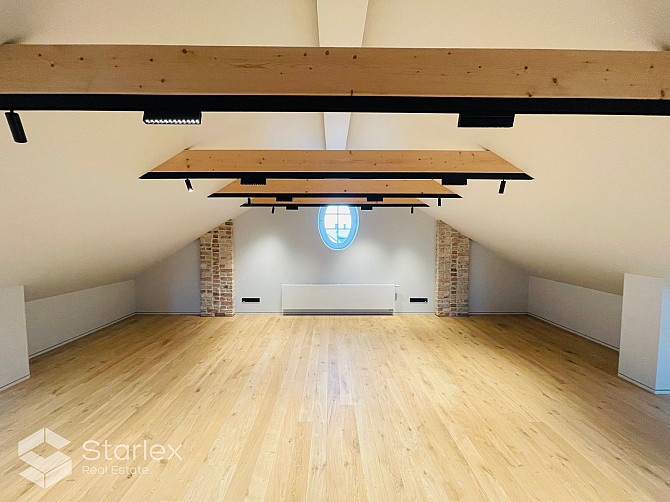 Iznomā augstvērtīgas mansarda biroja telpas renovētā ēkā Rīgas centrā, Miera ielā 2.
Nams Rīga - foto 2