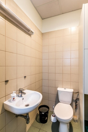 Iznomā biroja telpas prestižā vietā Vecrīgā, Audēju ielā 8.

Ēka celta 1790. gadā, Rīga - foto 10