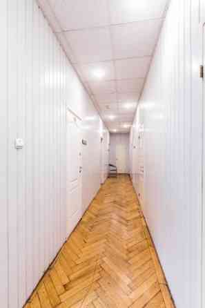 Iznomā biroja telpas ar izlietni Rīgas centrā, Brīvības ielā 85.

Ēka celta 1912. gadā - arhitekts E Rīga