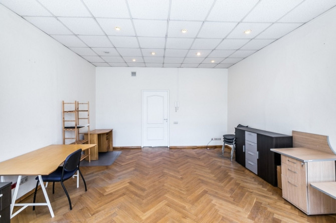 Iznomā biroja telpas ar izlietni Rīgas centrā, Brīvības ielā 85.

Ēka celta 1912. gadā - Rīga - foto 3