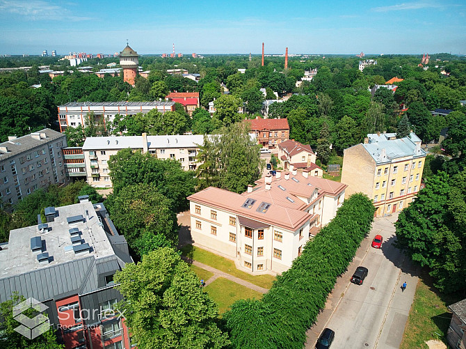 Pārdod reprezentablu dzīvokļu un biroju ēku Ernestīnes ielā 6, Āgenskalnā. Pirmskara laikā Rīga - foto 10