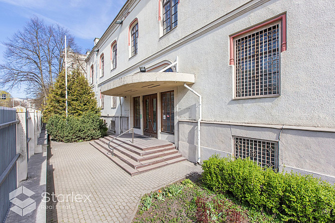 Iznomā īpašumu ekskluzīvā vietā Rīgas centrā  Raiņa bulvārī 7.Raiņa bulvārī 7 atrodas Rīga - foto 3