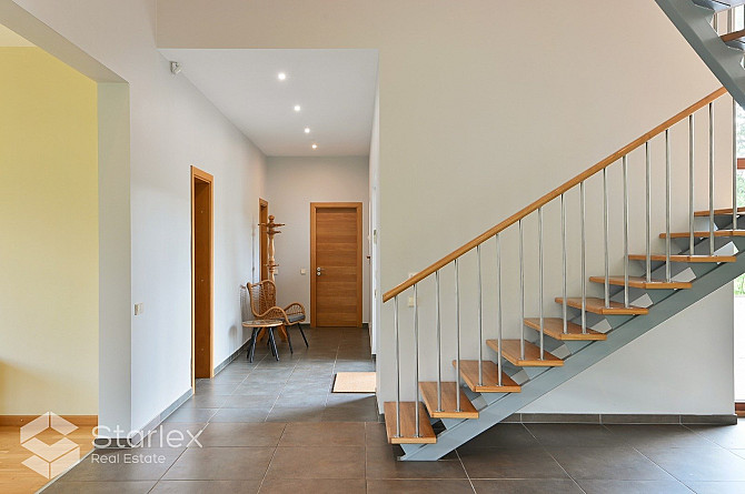 Частный дом с красивой, ухоженной, живописной территорией. Предлагается к Рижский район - изображение 18