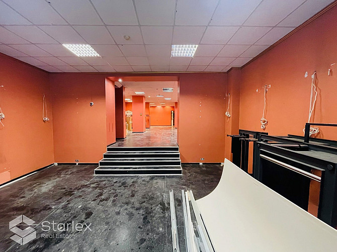 Iznomā tirdzniecības telpas Vecrīgā, Teātrā ielā 12 (Teātra/Vaļņu ielu Rīga - foto 4