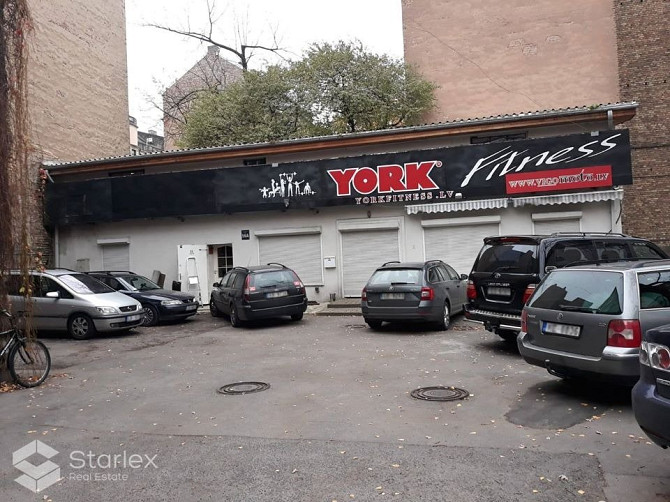 Investīciju objekts pašā Rīgas centrā! Pārdod divstāvu ēku - A. Čaka iela 56A-14, slēgtā Rīga - foto 15