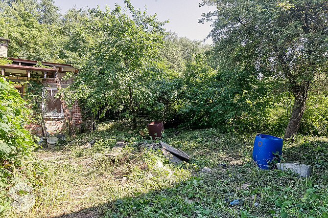 Dārzciemā uz Sesku ielas pārdošanā ir zemes gabals ar vienstāvu māju un palīgceltni. Mājas Rīga - foto 16