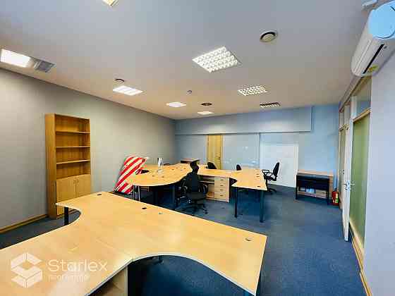 Сдается качественное офисное помещение в районе Вефа.   Помещение расположено на Rīga