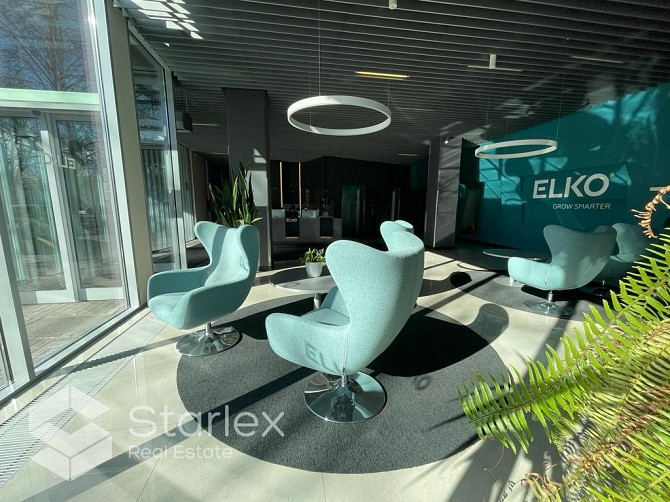 Nomai tiek piedāvātas 392 m2 plašas biroja telpas ar skatu uz Daugavu. Birojs atrodas ēkas 3. Rīga - foto 1