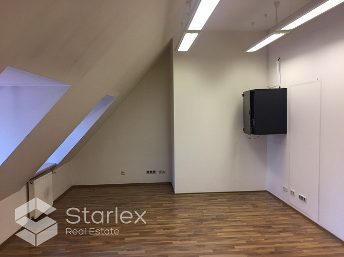 Iznomā biroja telpas prestižā vietā Vecrīgā, Audēju ielā 8.
Ēka celta 1790. gadā - arhitekts Kristof Рига - изображение 17