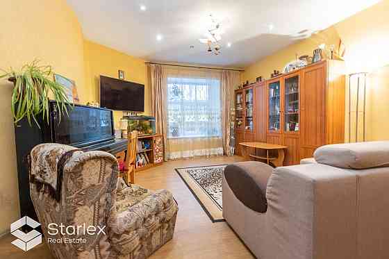 Просторная 84 кв.м. м. трехкомнатная квартира в хорошем месте - улица Бирзниека Rīga