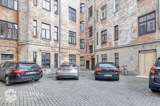 Просторная 84 кв.м. м. трехкомнатная квартира в хорошем месте - улица Бирзниека Рига - изображение 12