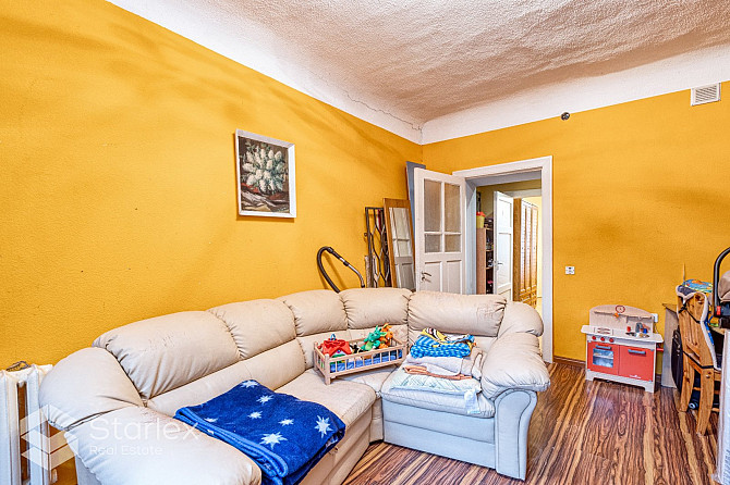 Просторная 84 кв.м. м. трехкомнатная квартира в хорошем месте - улица Бирзниека Рига - изображение 4