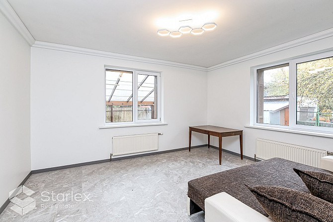 Pārdošanā lielisks divu māju īpašums, kas atrodas uz klusas privātmāju ieskautas ielas Rīga - foto 14