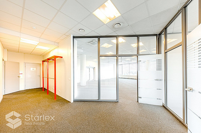Nomai tiek piedāvāts gaišs birojs mūsdienīgajā B+ klases biroju ēkā Rīgā, Ulbrokas ielā 23, Purvciem Рига - изображение 6