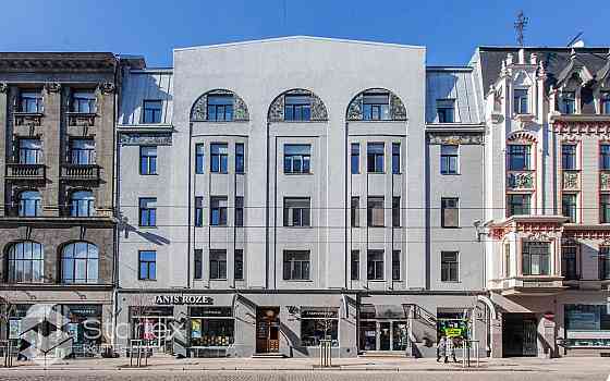 Iznomā mansarda biroju Rīgas centrā, Krišjāņa Barona ielā 5.
Fasādes ēka, 4. stāvs (ir lifts), ieeja Рига