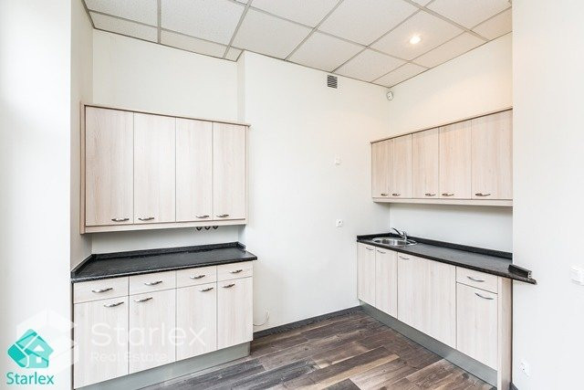 Iznomā mansarda biroju Rīgas centrā, Krišjāņa Barona ielā 5.
Fasādes ēka, 4. stāvs (ir lifts), ieeja Рига - изображение 8