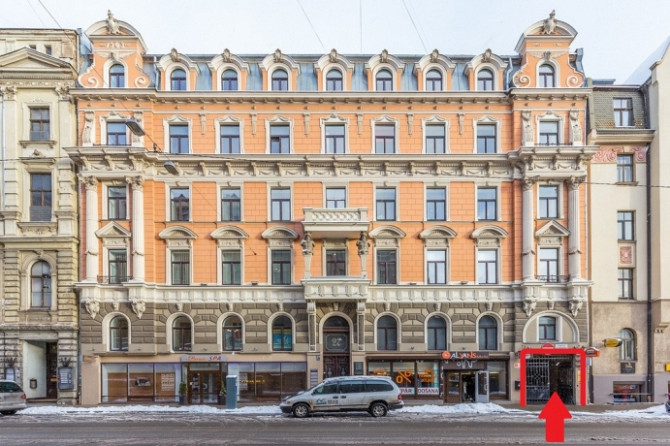 Iznomā darbnīcas/biroja telpas Rīgas centrā blakus Jaunajam Rīgas Teātrim.
Ēka celta 1901. Rīga - foto 13