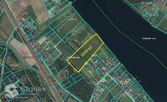 Pārdod zemes gabalu ar platību 3,9 ha pirmajā līnijā no Daugavas ciematā Alejas, Ķekavas novadā. Rob Кекавская вол.