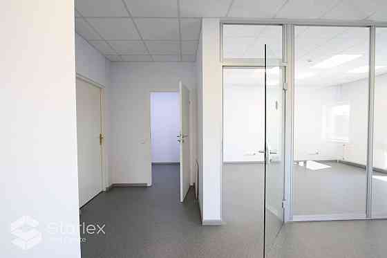 Iznomā biroja telpas centrā  Elijas ielā 17.  Birojs izvietots ēkas 6.stāvā.  Kopējā platība 361.5 m Rīga