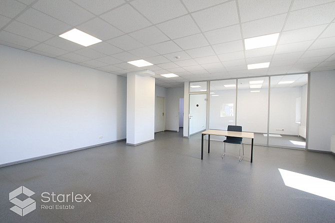 Iznomā biroja telpas centrā  Elijas ielā 17.  Birojs izvietots ēkas 6.stāvā.  Kopējā Rīga - foto 4