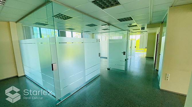 Gaišas, modernas A klases biroja telpas.Augstas klases biroju ēka.Ēkā ir piespiedu Rīga - foto 16