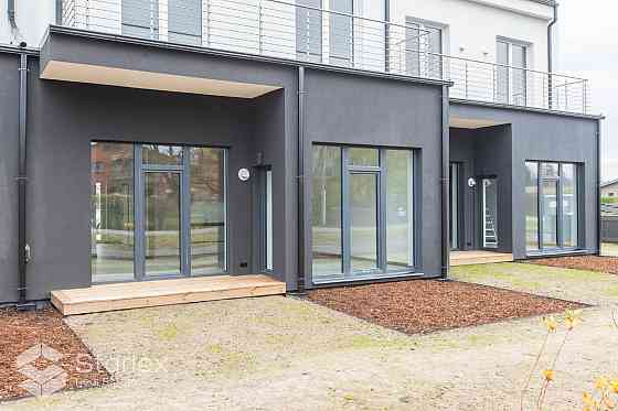 Полностью меблированный - 4-комнатный таунхаус в центре Марупе с террасой и Mālpils pagasts