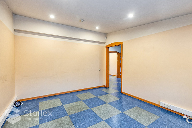 Iznomā daudzfunkcionālu autonomu ēku Ganību dambī - ielas malā. Piemērota tirdzniecībai/ Rīga - foto 11