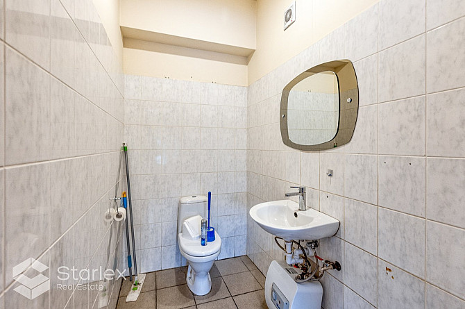 Iznomā daudzfunkcionālu autonomu ēku Ganību dambī - ielas malā. Piemērota tirdzniecībai/ Rīga - foto 16