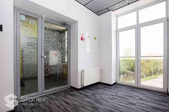 Бизнес-центр Мукусала, новое офисное здание. 3 этаж. Помещения находятся в хорошем Rīga