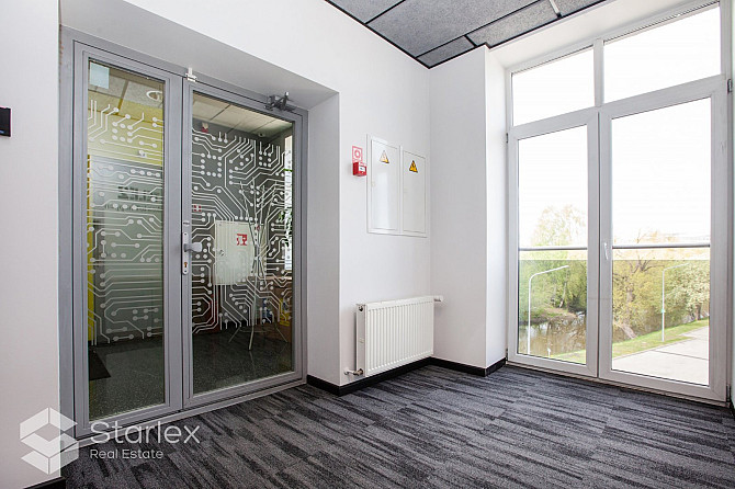 Mūkusalas biznesa centrs, jauna biroju ēka. 3. stāvs. Telpas labā stāvoklī. Pievilktas visas Rīga - foto 4