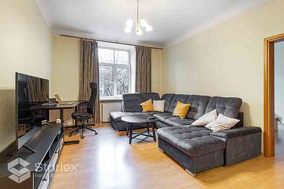 Тихий центр, ул. Я. Алунана 6, 2-комнатная квартира - гостиная, совмещенная с кухней, Rīga