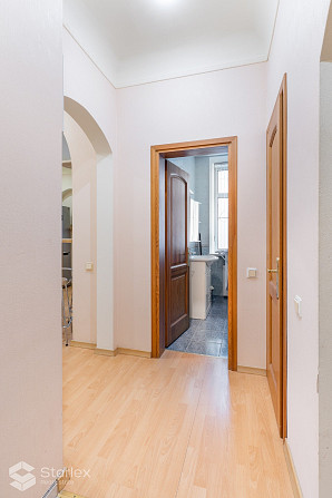 Klusais centrs, J. Alunāna iela 6, 2 istabu dzīvoklis - dzīvojamā istaba, kas ir apvienota ar Rīga - foto 20