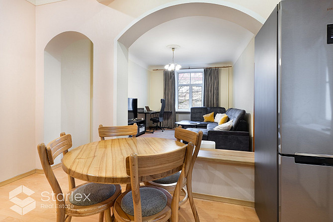 Klusais centrs, J. Alunāna iela 6, 2 istabu dzīvoklis - dzīvojamā istaba, kas ir apvienota ar Rīga - foto 10