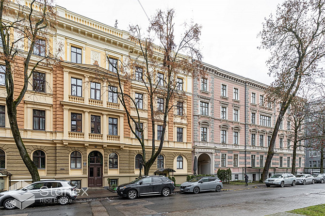 Klusais centrs, J. Alunāna iela 6, 2 istabu dzīvoklis - dzīvojamā istaba, kas ir apvienota ar Rīga - foto 16