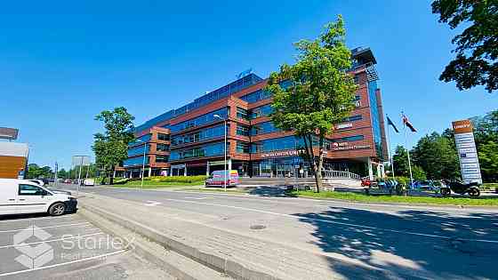 Офис с собственной террасой - 120 м2. Современный бизнес-комплекс, расположенный в Рига