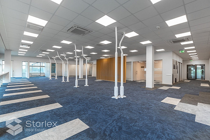 Birojs ar savu privāto terasi - 120 m2.Moderns biznesa komplekss, kas atrodas Pārdaugavā, Rīga - foto 3