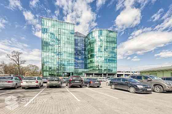 Офисное помещение с панорамным видом на Ригу. Высокий этаж. Офисное здание Рига