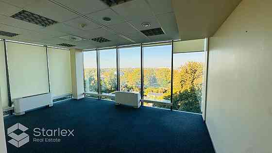 Офисное помещение с панорамным видом на Даугаву и Ригу. Высокий этаж. Офисное Rīga