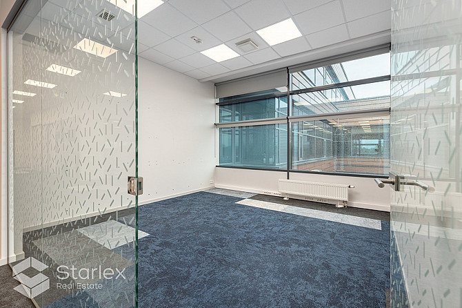 Birojs ar savu privāto terasi - 120 m2.Moderns biznesa komplekss, kas atrodas Pārdaugavā, Rīga - foto 6