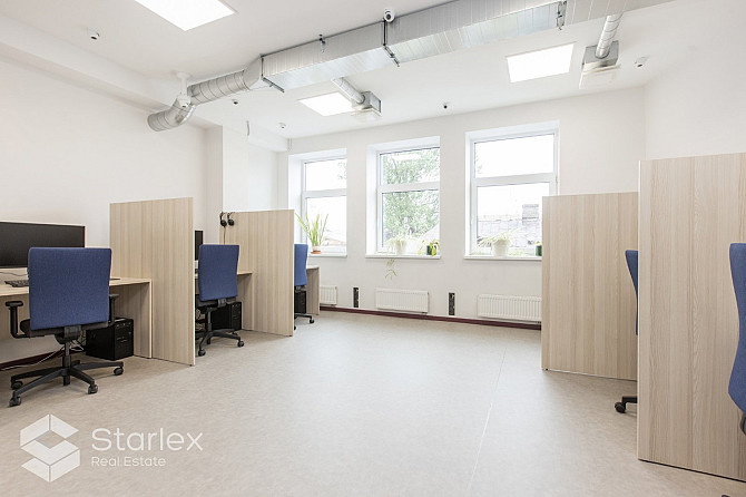 Iznomā biroju renovētā biroju ēkā Riverside Offices. 
Kopējā platība 448 m2.
Birojs Rīga - foto 15