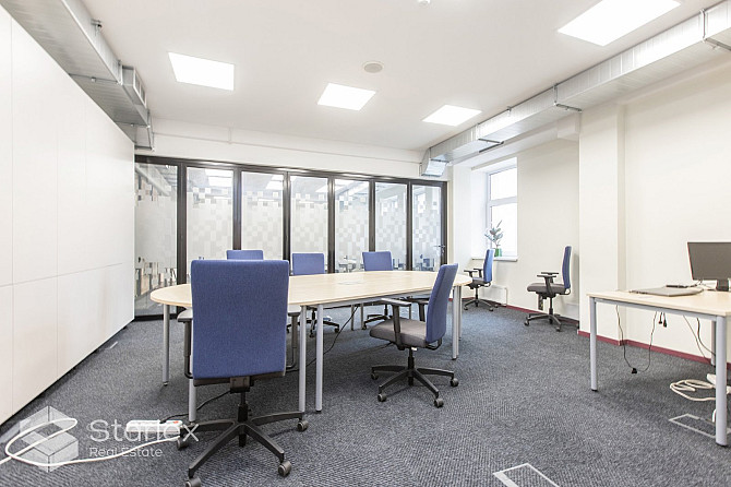 Iznomā biroju renovētā biroju ēkā Riverside Offices. 
Kopējā platība 448 m2.
Birojs Rīga - foto 12