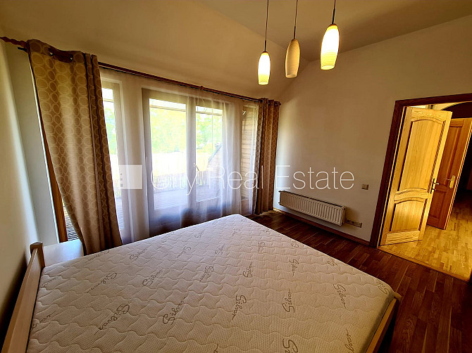 Домовладение, реставрированный дом, благоустроенный озеленённый двор, закрытая Рига - изображение 17