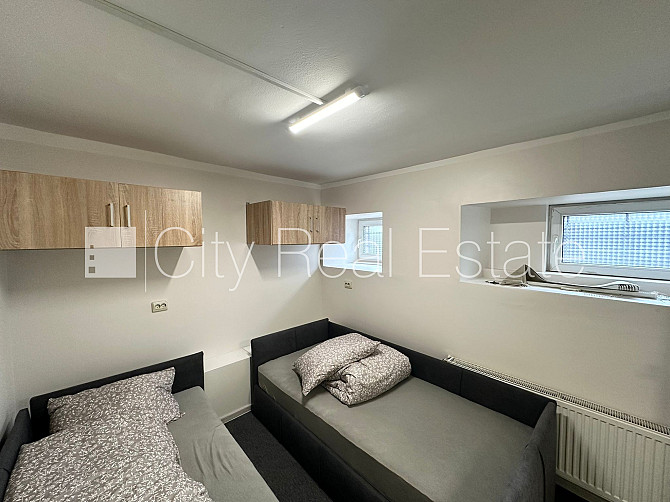 Земля в собственности, фасадный дом, реновированный дом, поменянное покрытие Рига - изображение 5