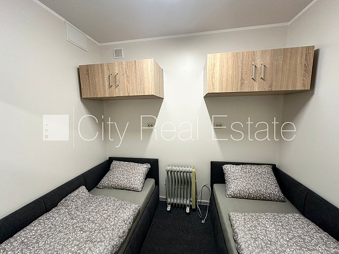 Земля в собственности, фасадный дом, реновированный дом, поменянное покрытие Рига - изображение 7