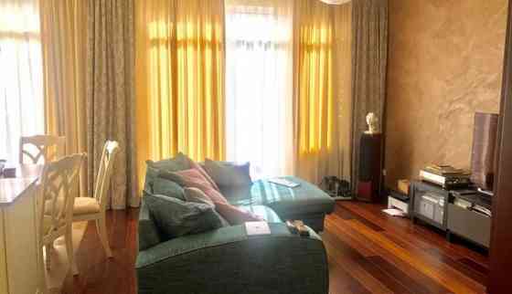 Продается  4-х комнатная квартира с двумя парковочными местами на закрытом вдоре Rīga